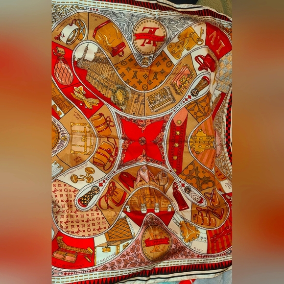 Louis Vouitton Silk Scarf - Picture 1 of 12